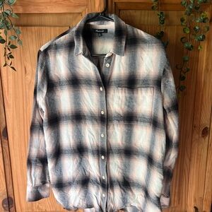 Madewell Ex-Boyfriend Checkered Collared Shirt in Black and Cream Robson Plaid